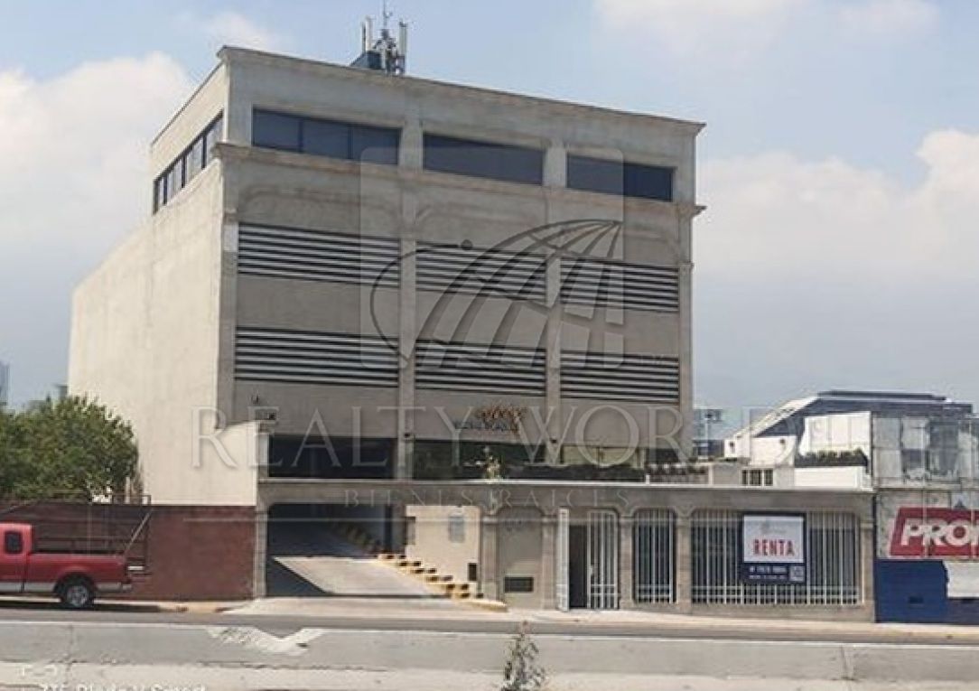 Oficina en Renta en Valle Oriente