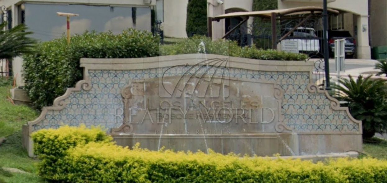 Departamento en Renta en Los Ángeles Bosque Residencial