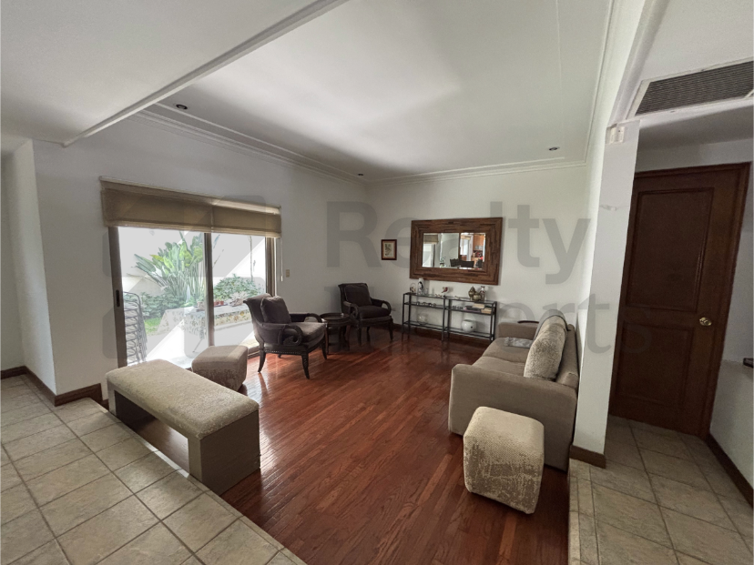 Casa en Venta en Residencial Chipinque