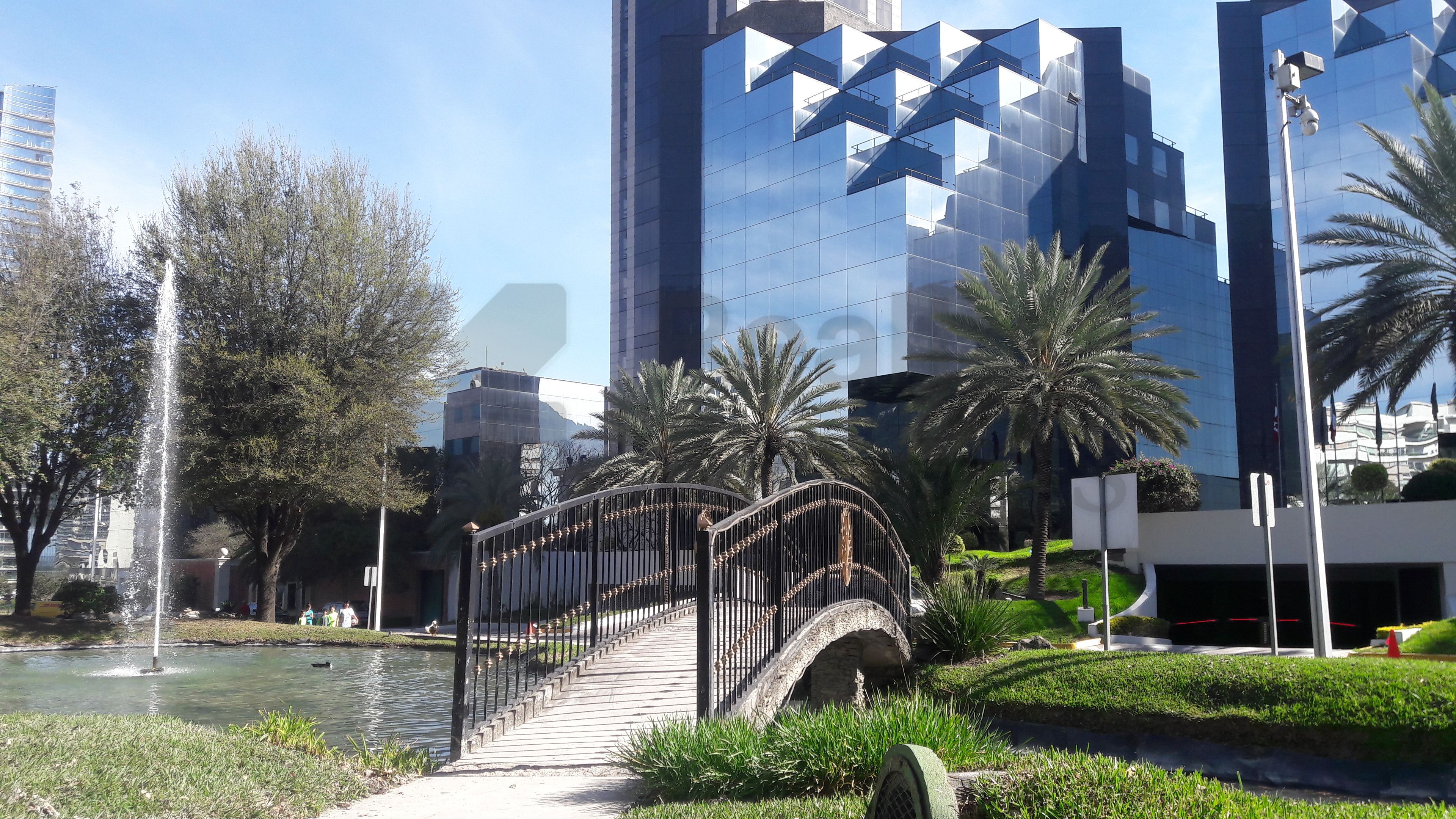 Oficina en Renta en Corporativo Santa Engracia
