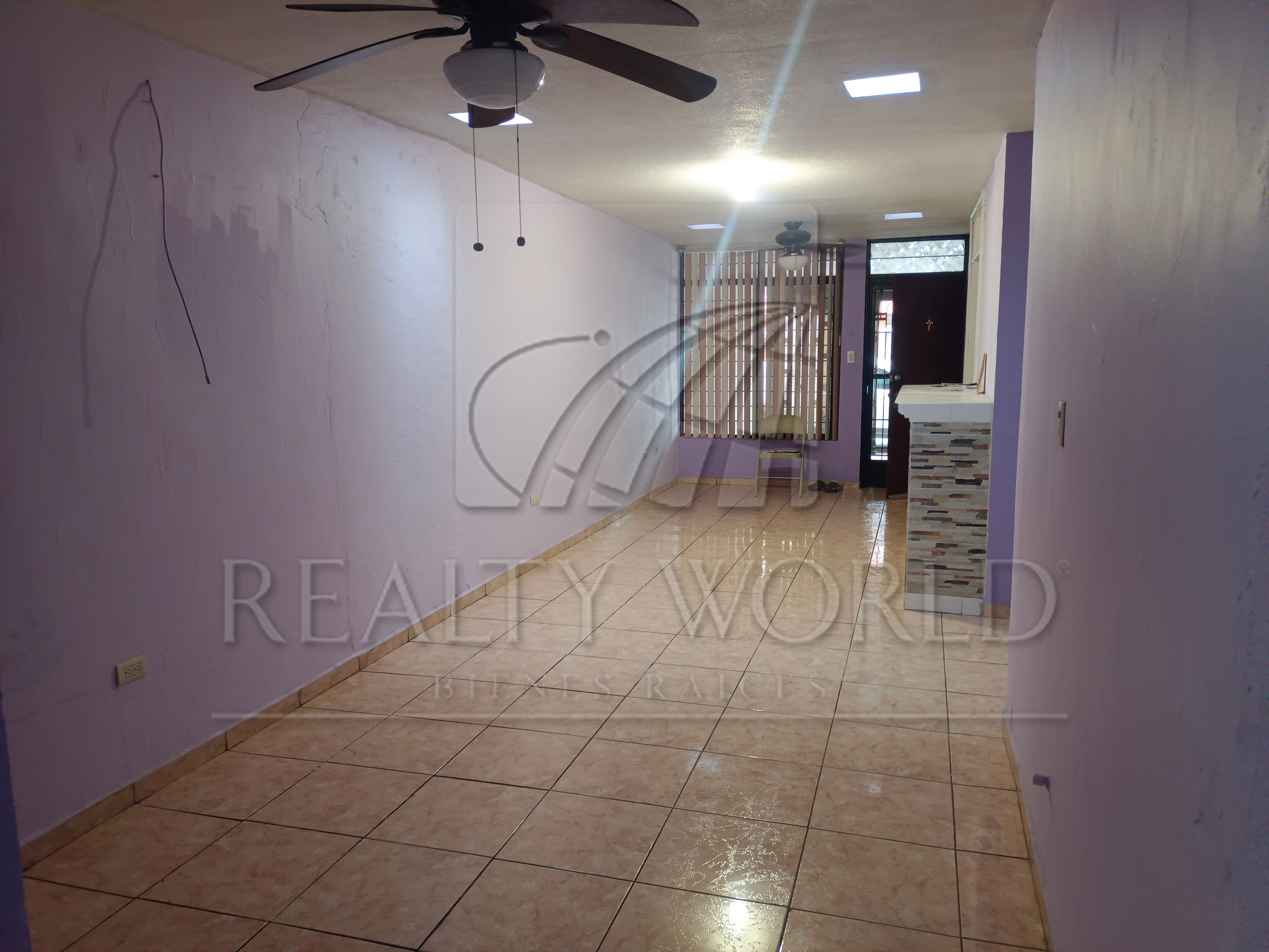 Casa en Renta en Residencial El Roble