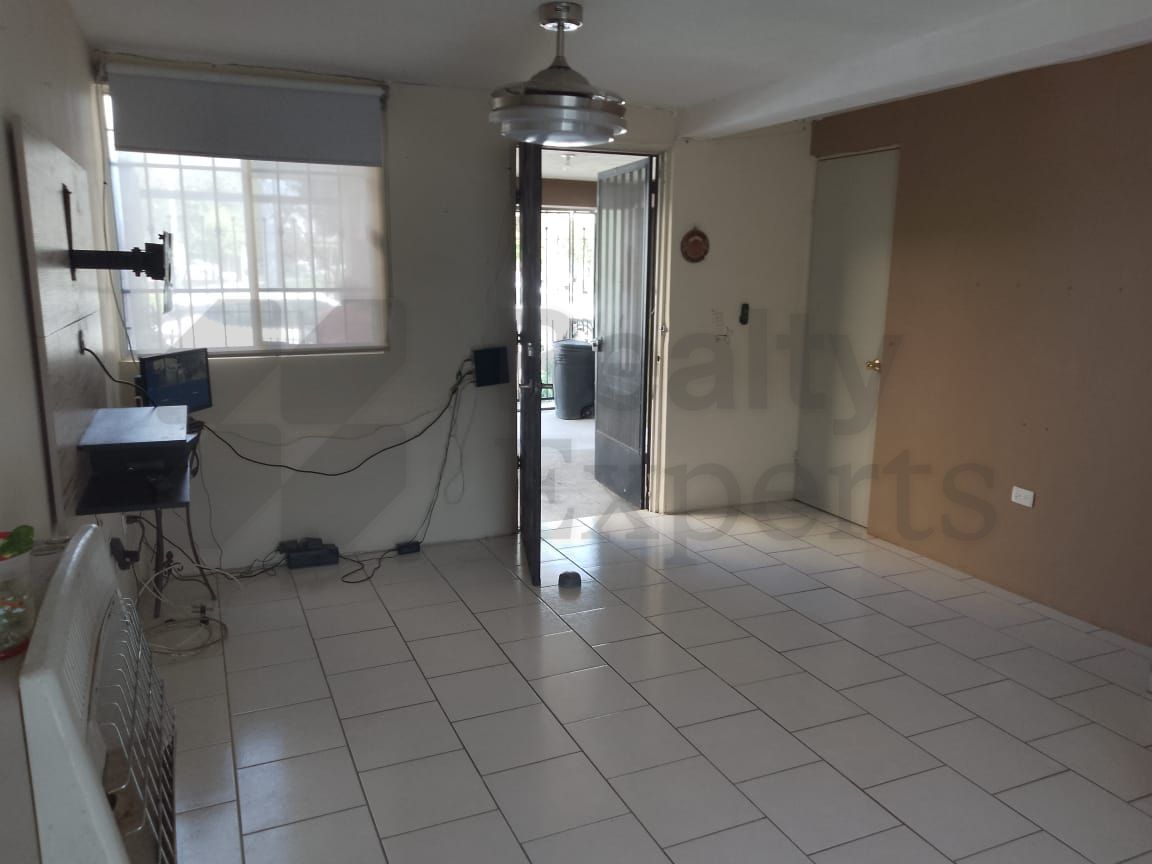 Casa en Renta en Privadas de Santa Rosa