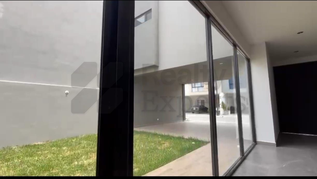 Casa en Renta en Altares Residencial