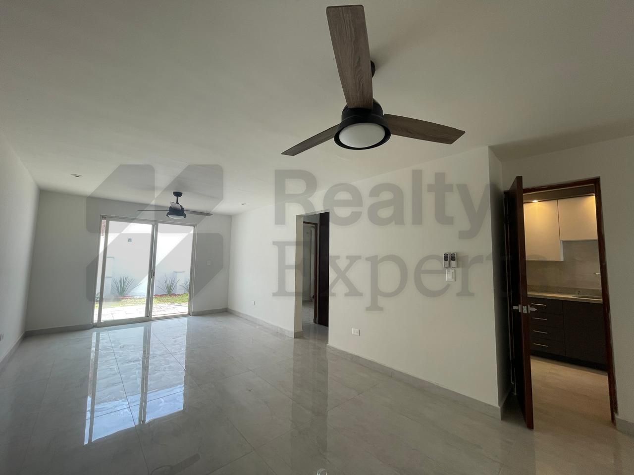 Casa en Renta en Santa Catarina Centro