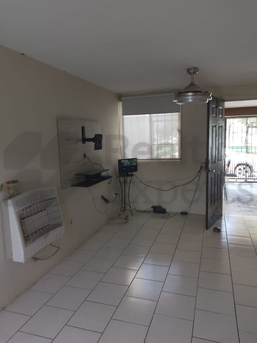 Casa en Renta en Privadas de Santa Rosa