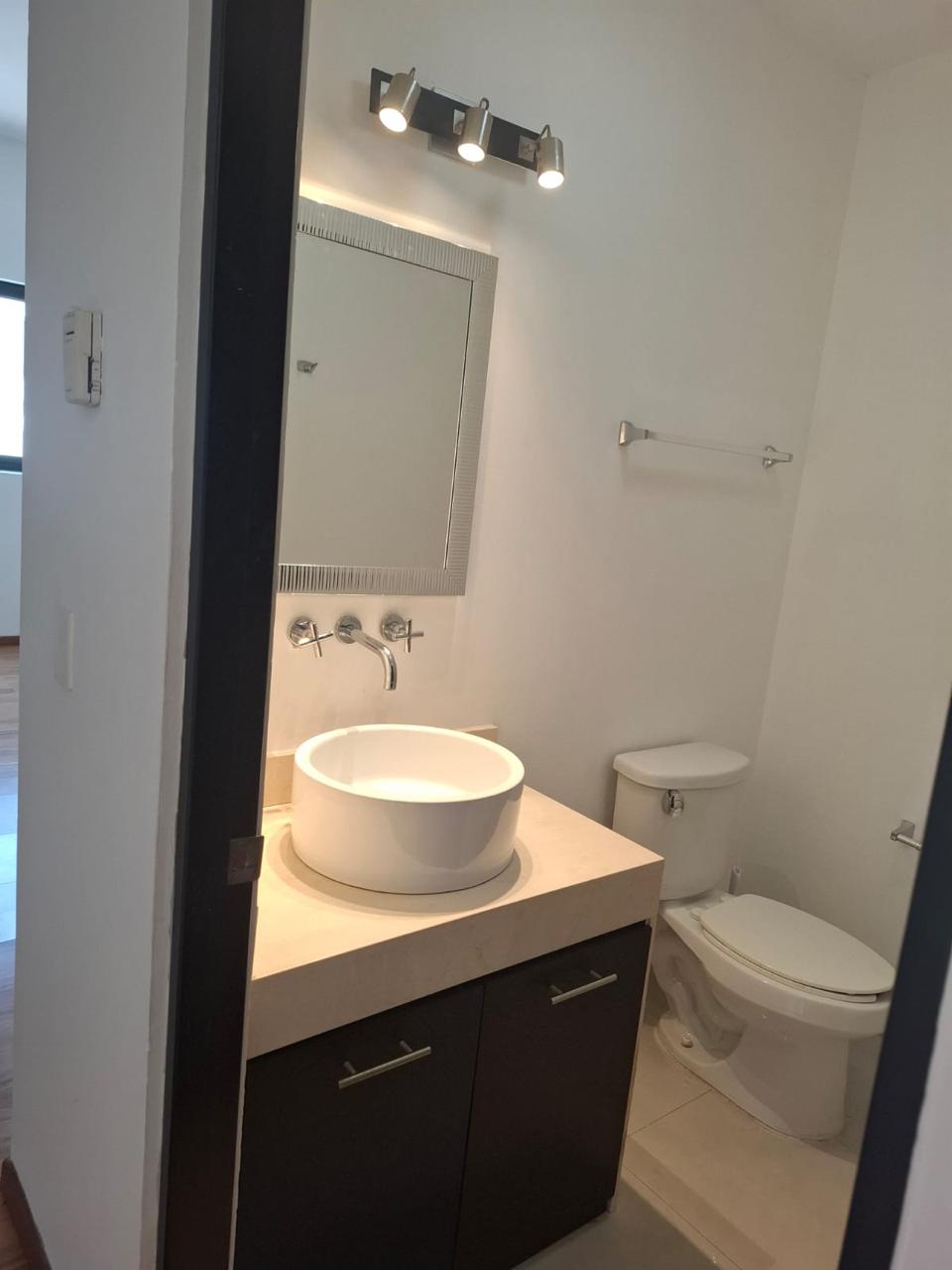 Departamento en Renta en Edificio Alabastro