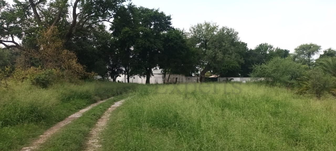 Rancho en Venta en Hacienda Santa Fe