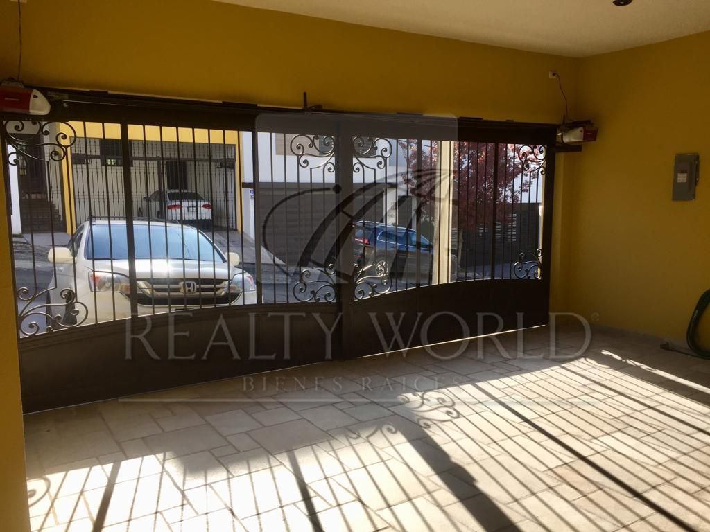 Casa en Renta en Pedregal de la Silla