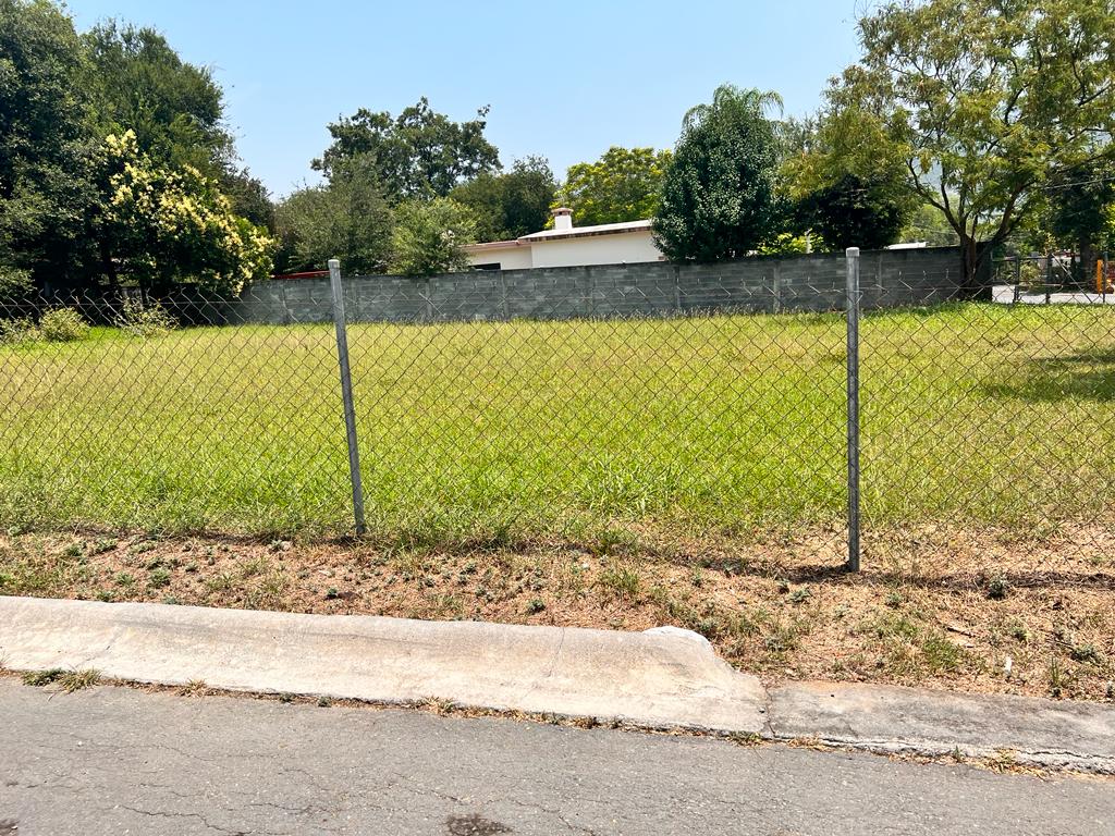 Terreno en Renta en San Pedro El Álamo