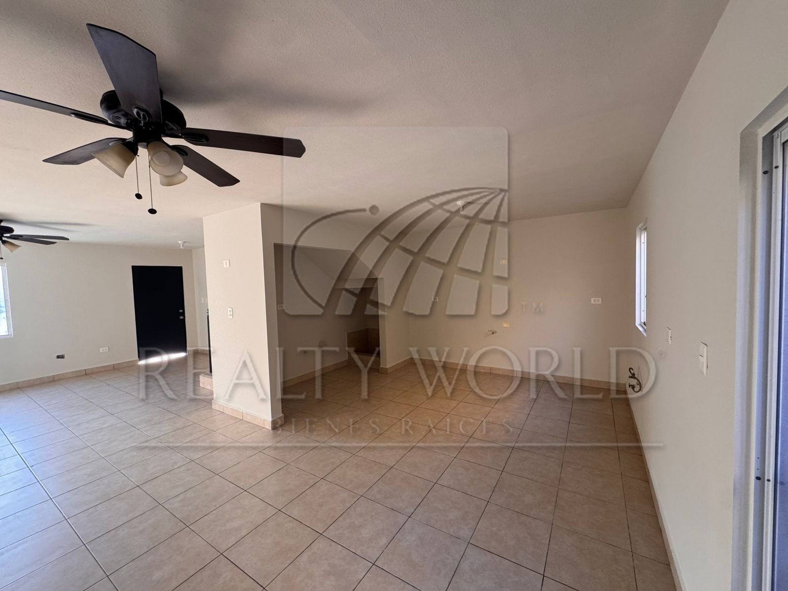 Casa en Venta en fraccionamiento Urbi Montecarlo