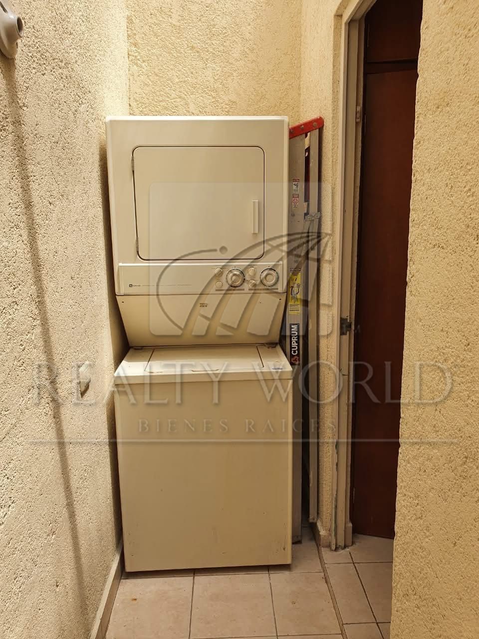Departamento en Renta en Contry Sol