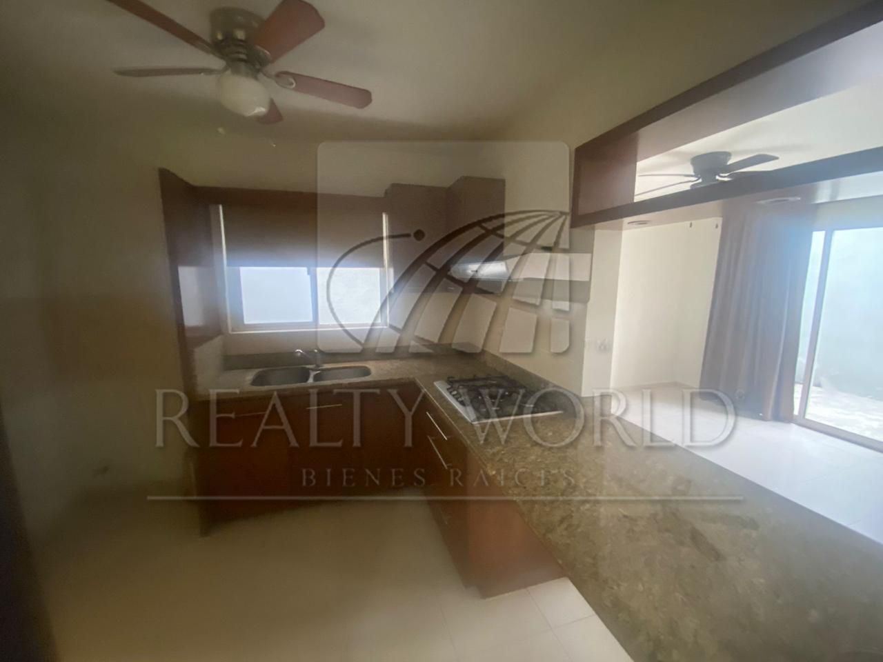 Casa en Renta en Brisas de Valle Alto