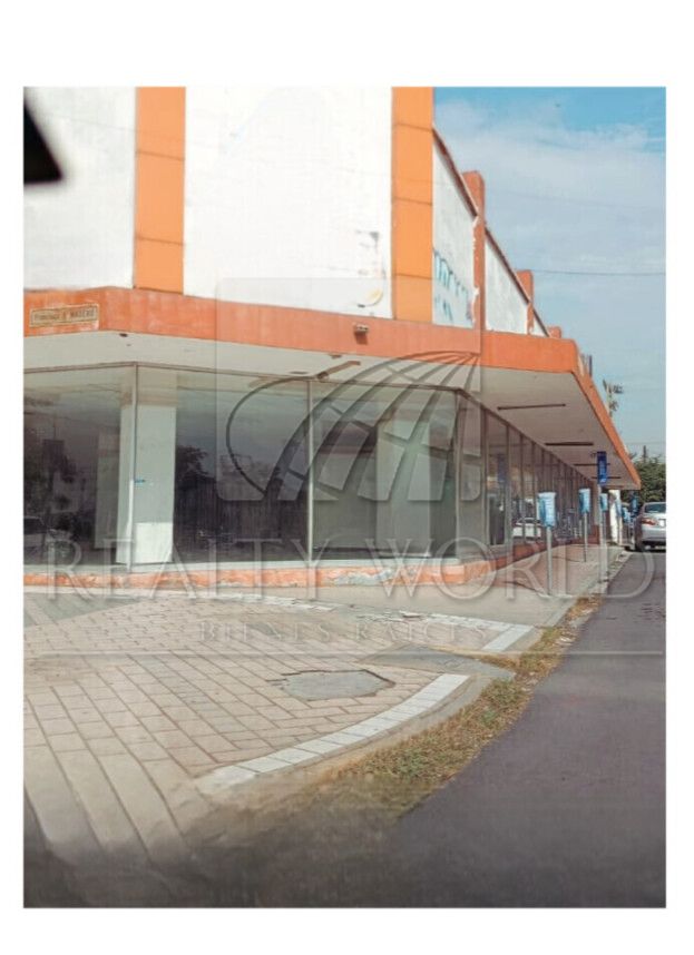 Local en Renta en 1 er sector