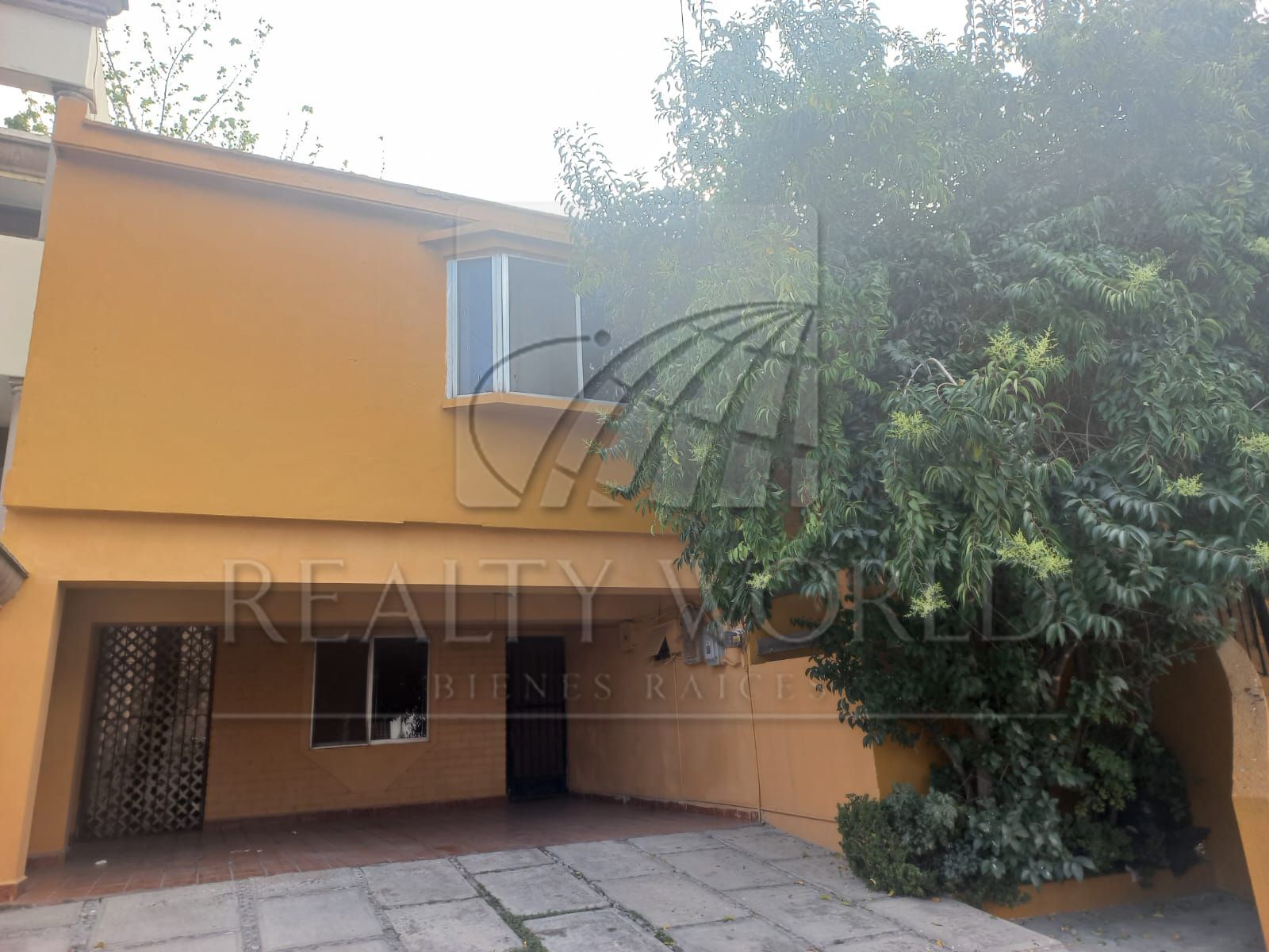 Casa en Venta en Loma Larga