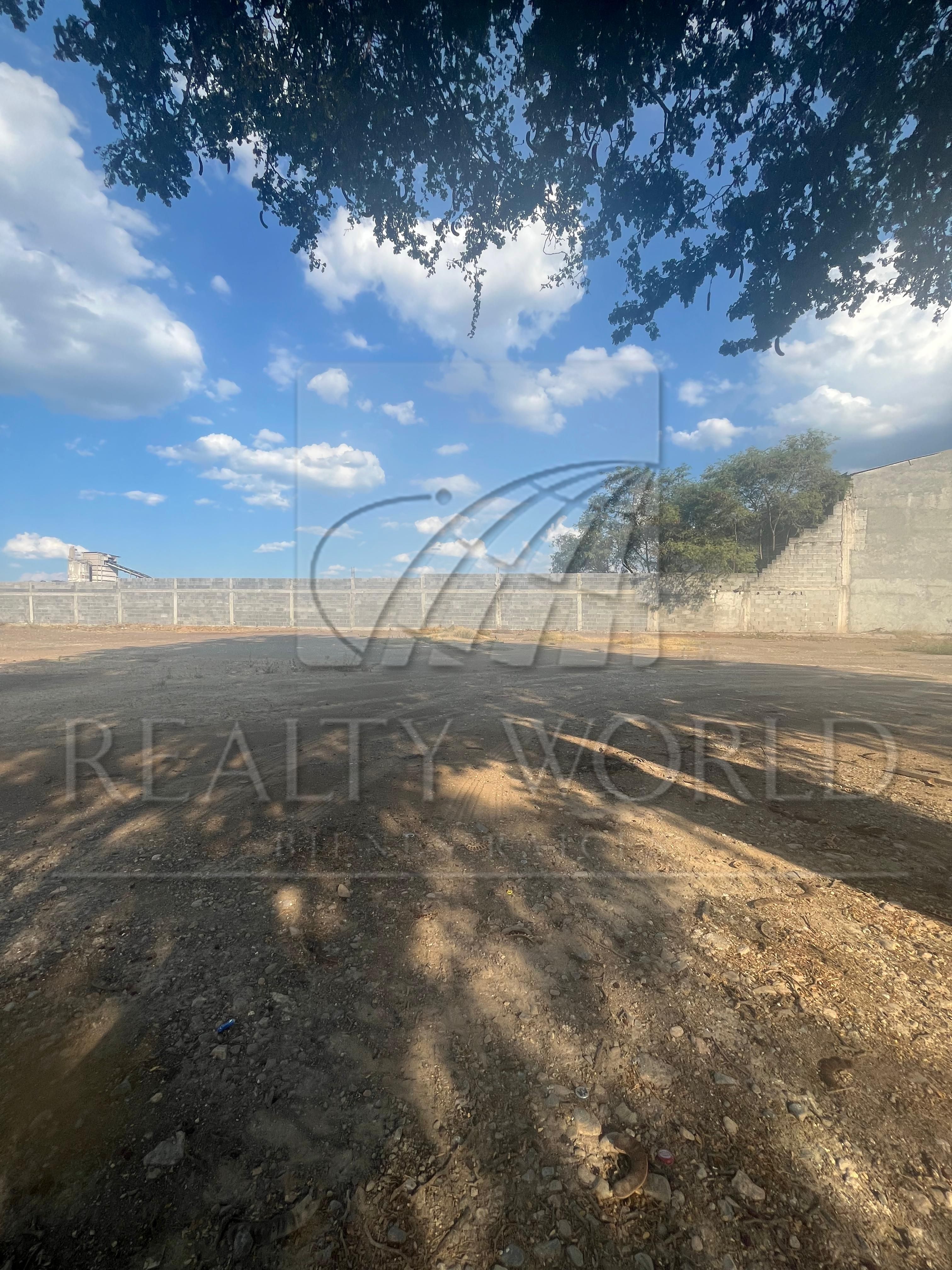 Terreno en Renta en Industrial la Silla