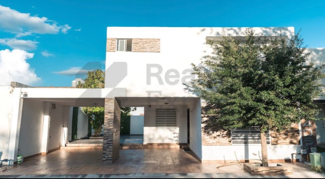 Casa en Renta en Paseo Amberes