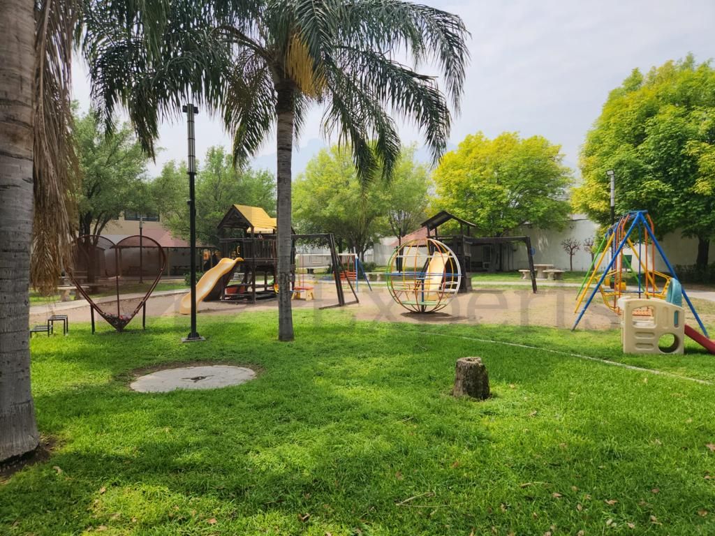 Casa en Renta en Bosques del Poniente