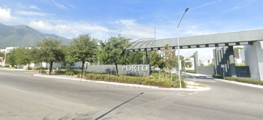 Casa en Venta en Porto Cumbres