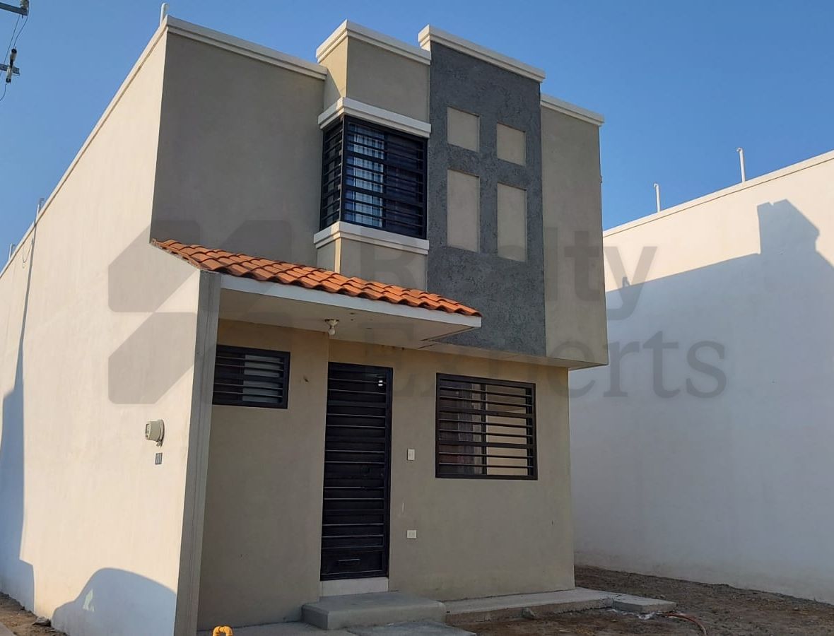Casa en Renta en Misión de los Olivos