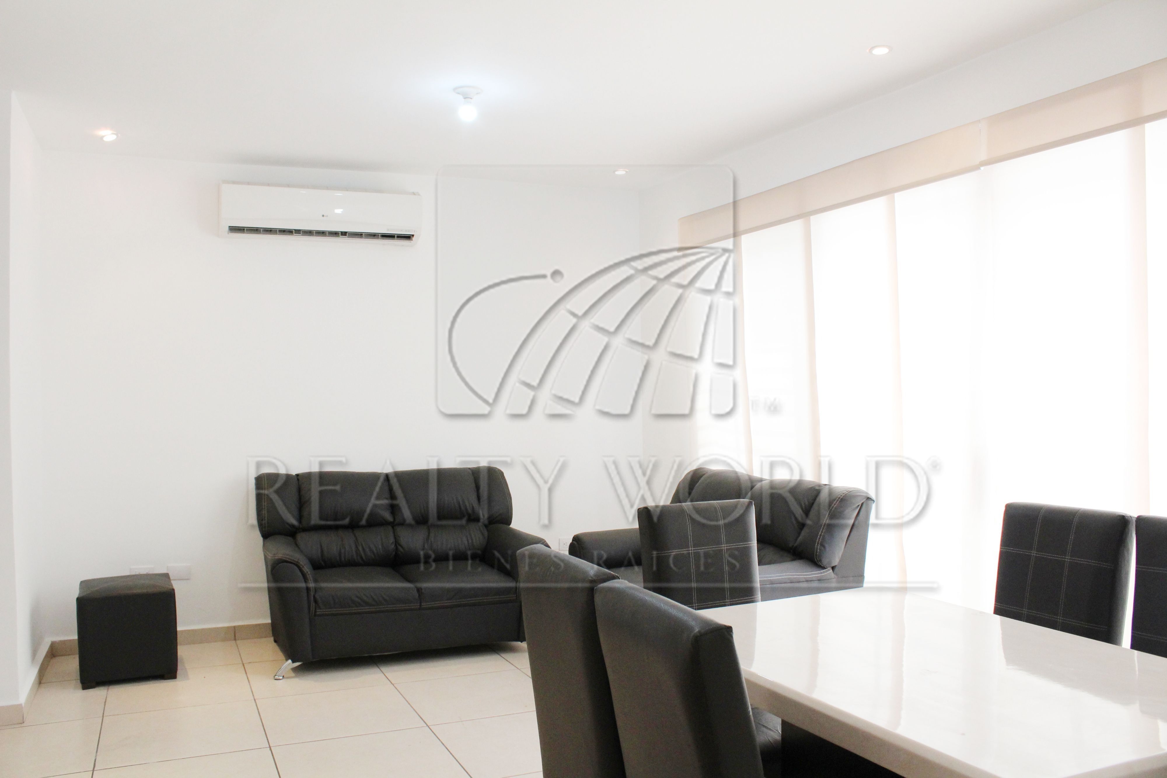 Casa en Renta en Privadas Borneo