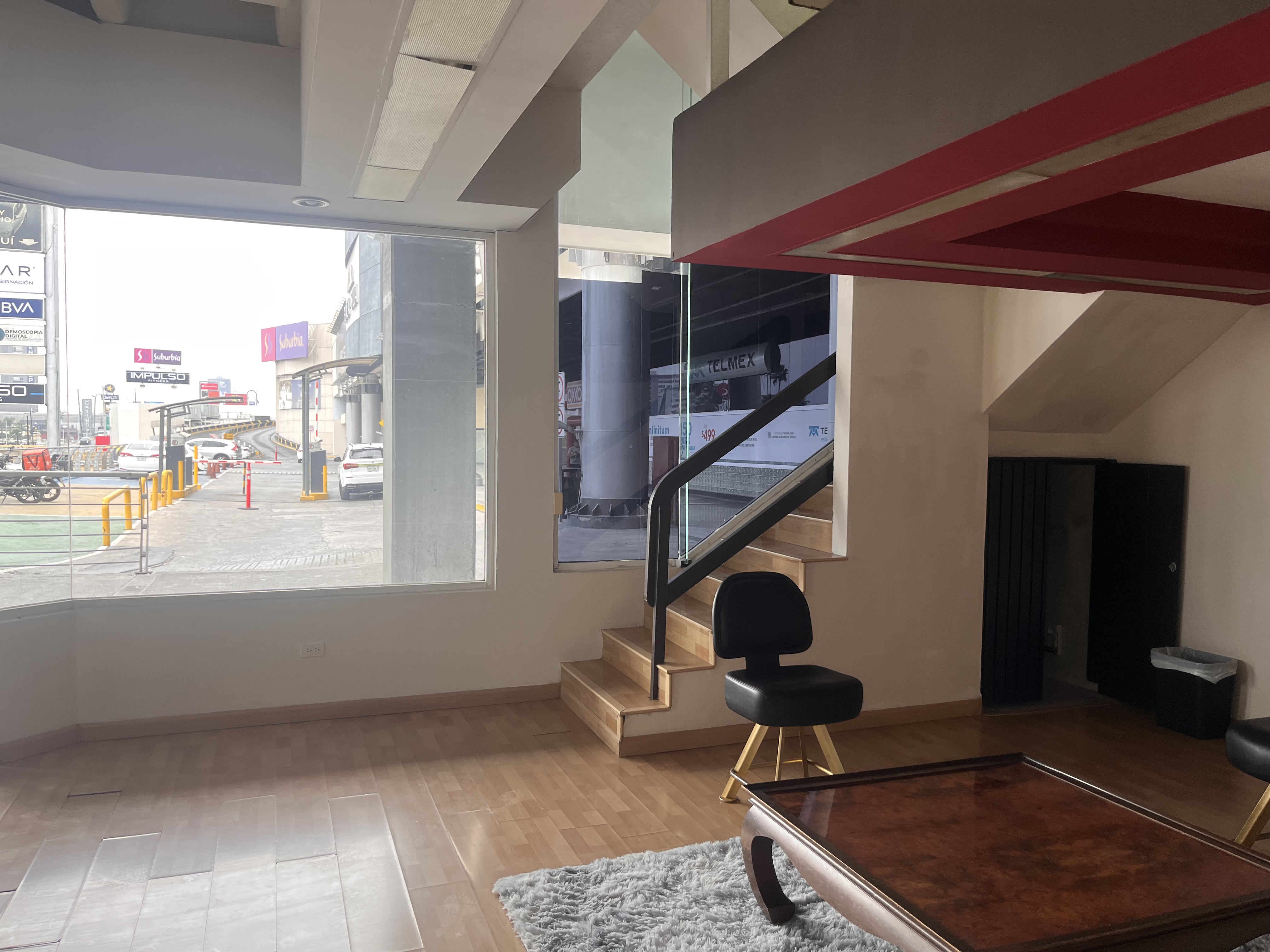 Oficina en Renta en Contry