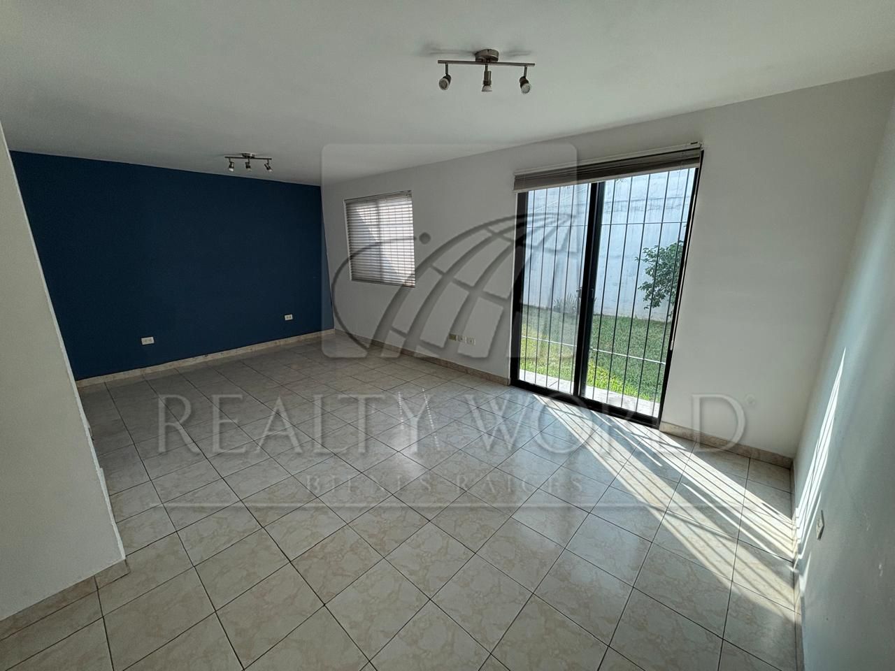 Casa en Renta en Residencial San Francisco