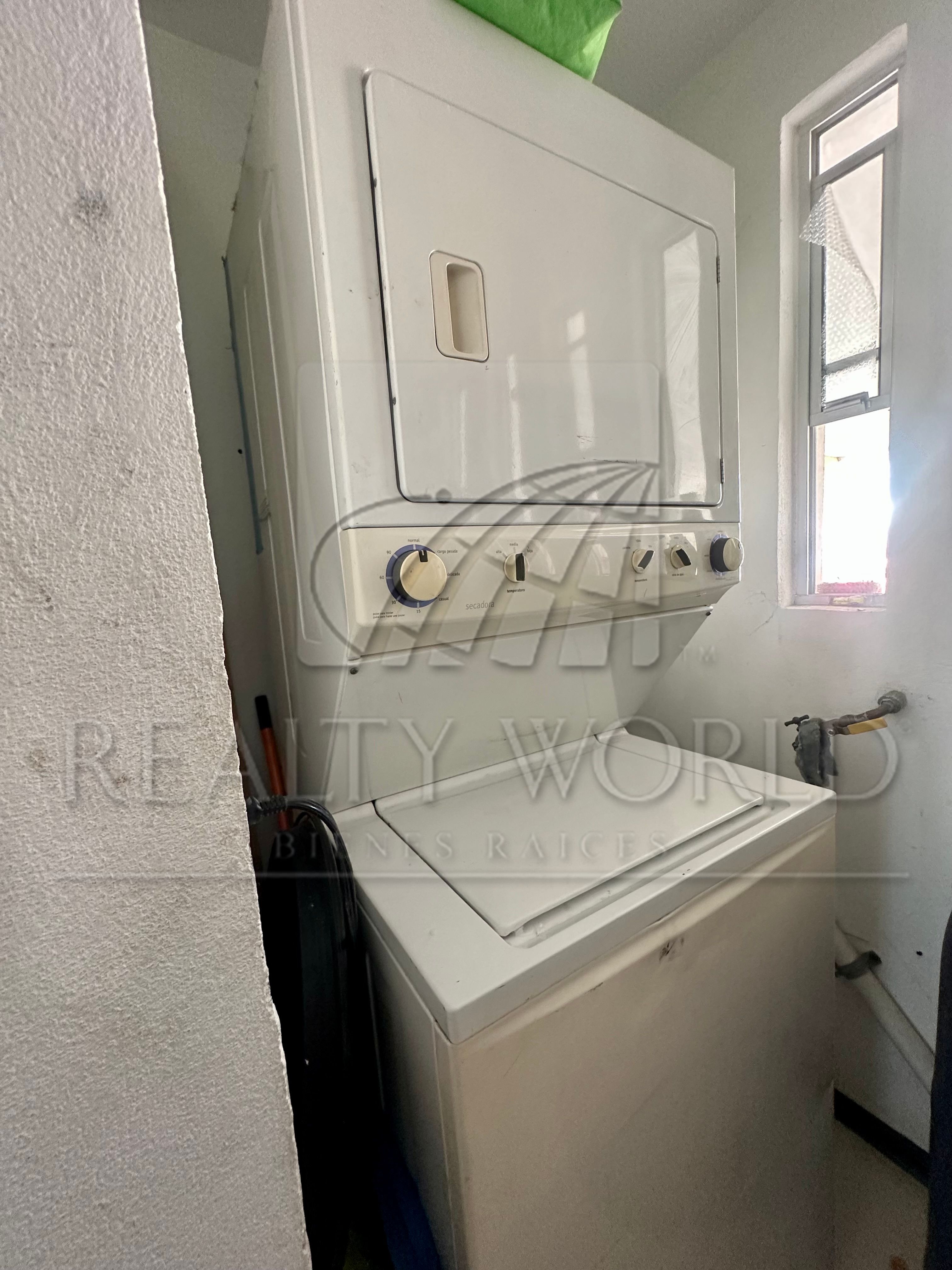 Casa en Renta en Colinas de Anáhuac