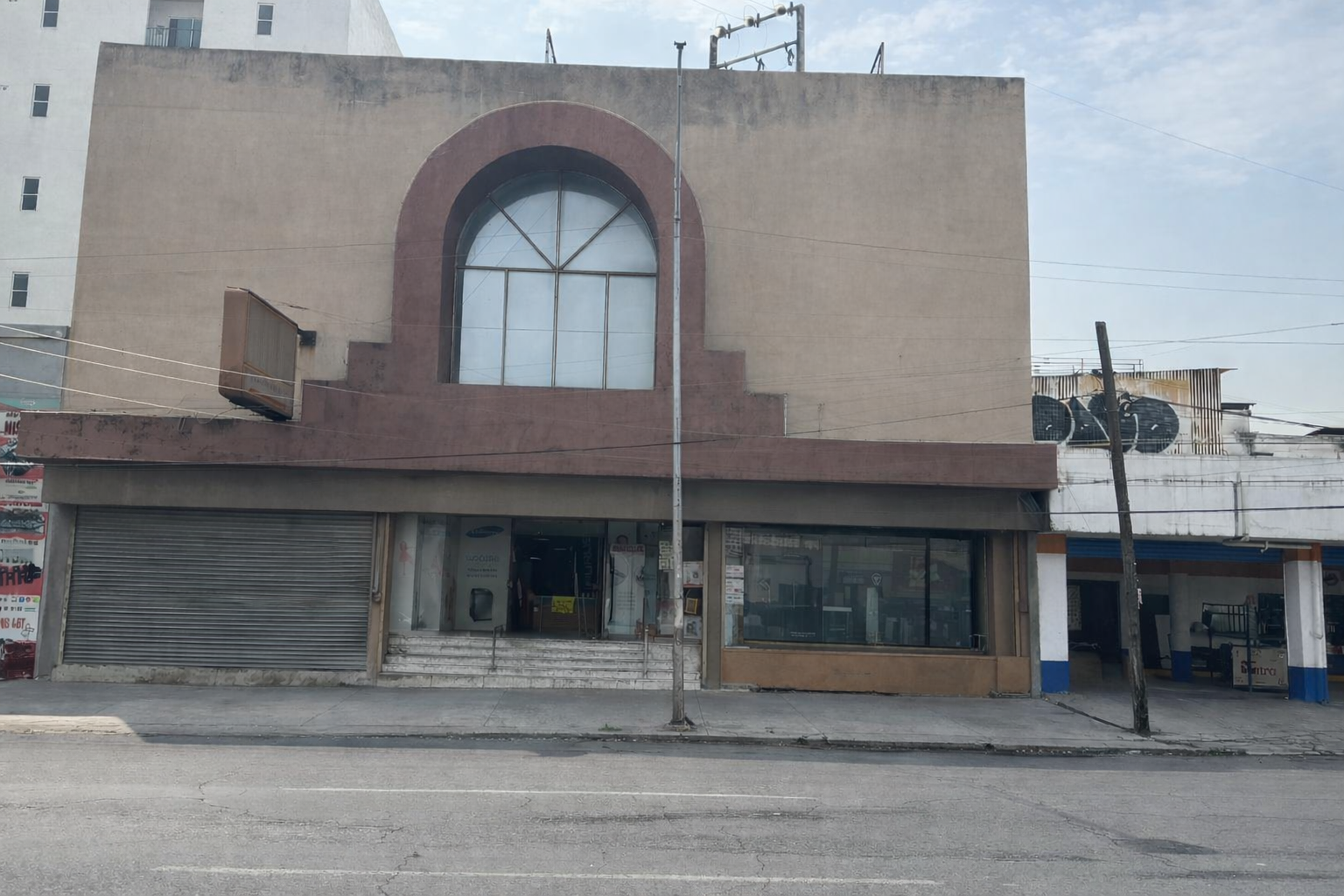 Edificio de Oficinas en Venta en Mitras Sur