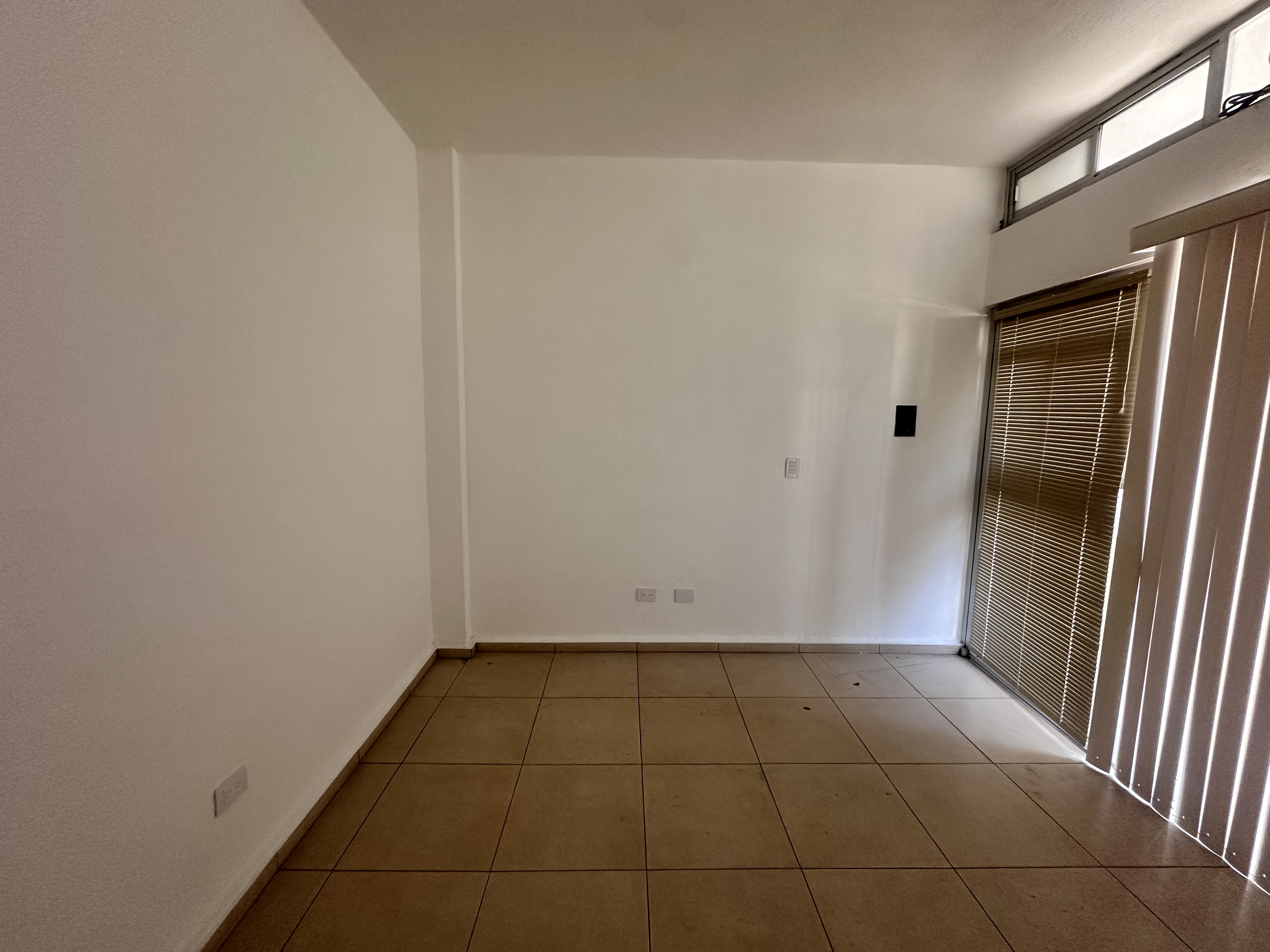 Local en Renta en Valle de las Brisas