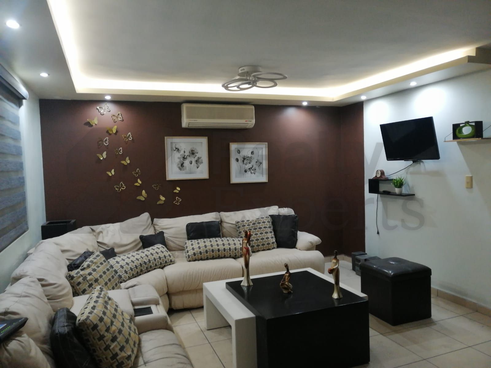 Casa en Renta en Cerradas de Anáhuac Sector Premier