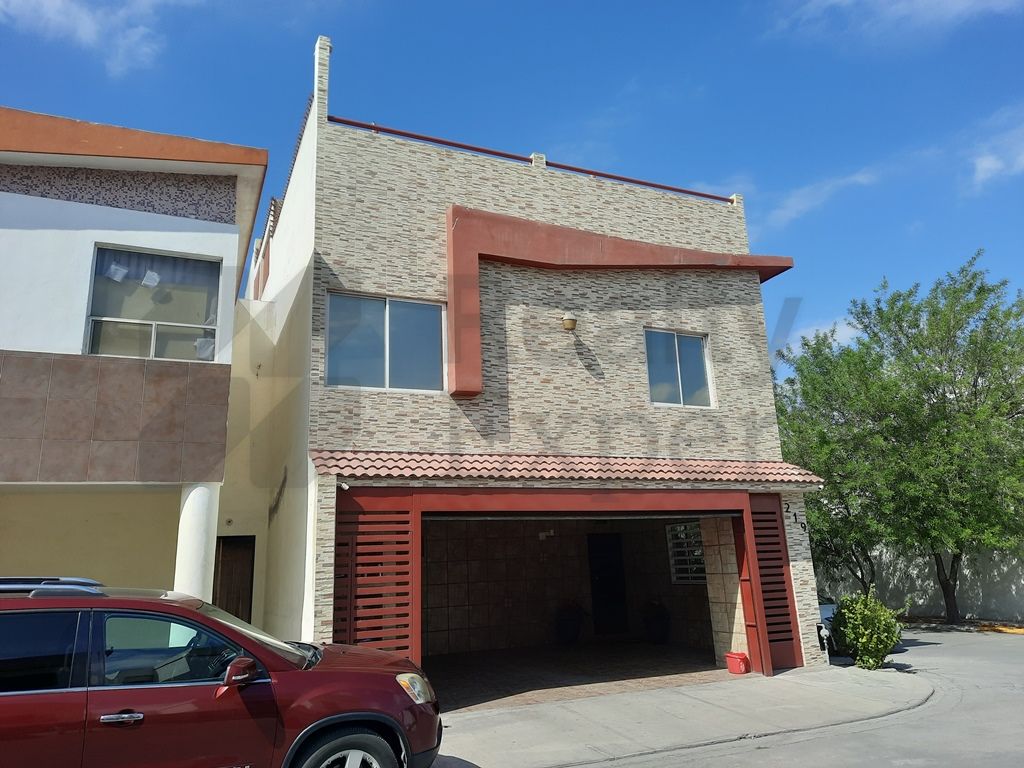 Casa en Venta en Céntrika Crisoles
