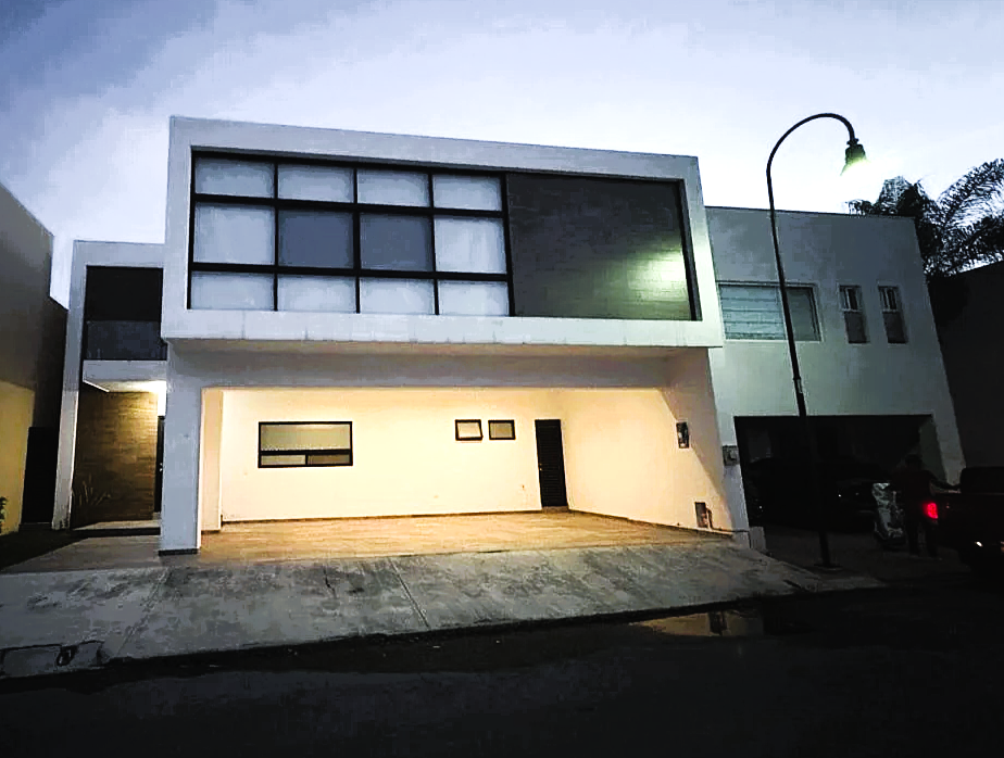 Casa en Renta en Bosques del Vergel