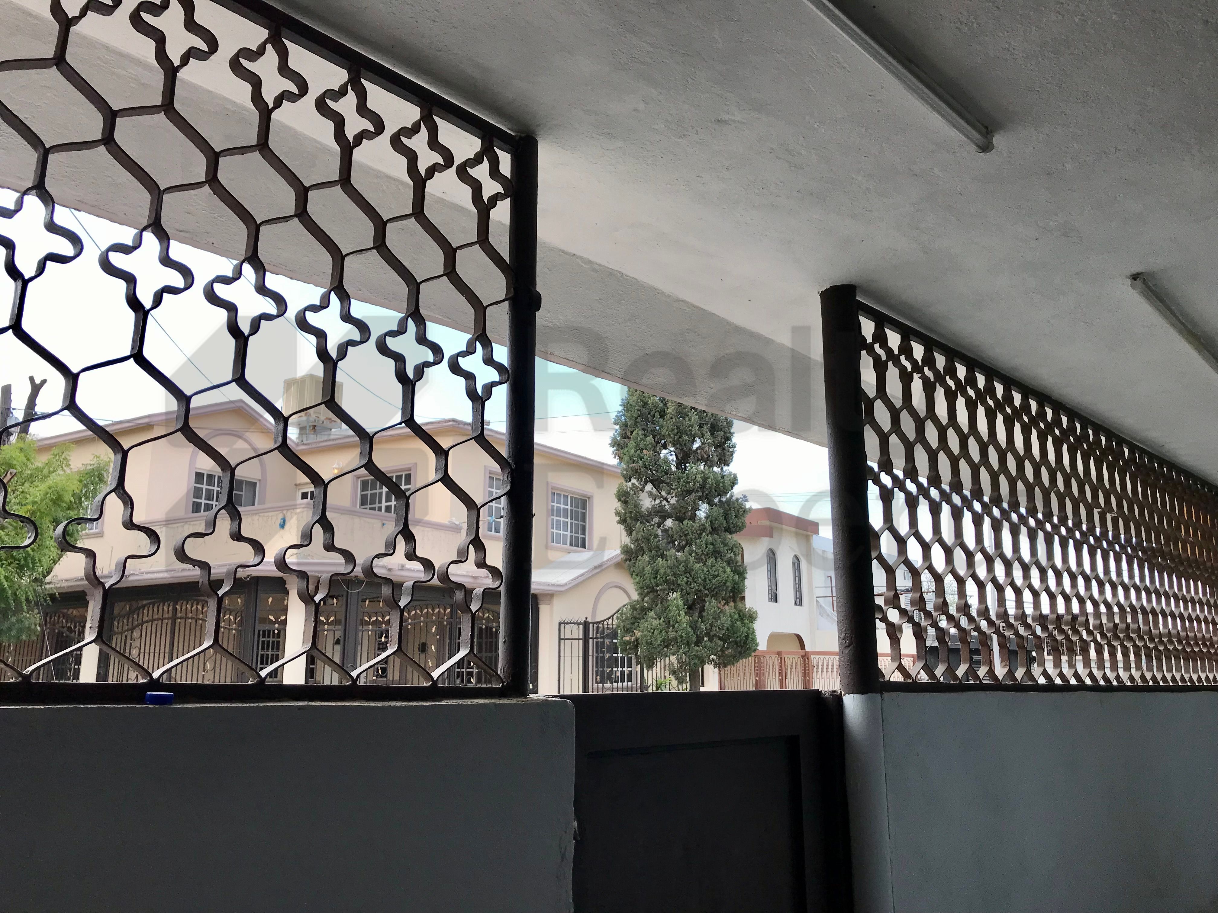 Casa en Venta en Las Puentes Sector 8