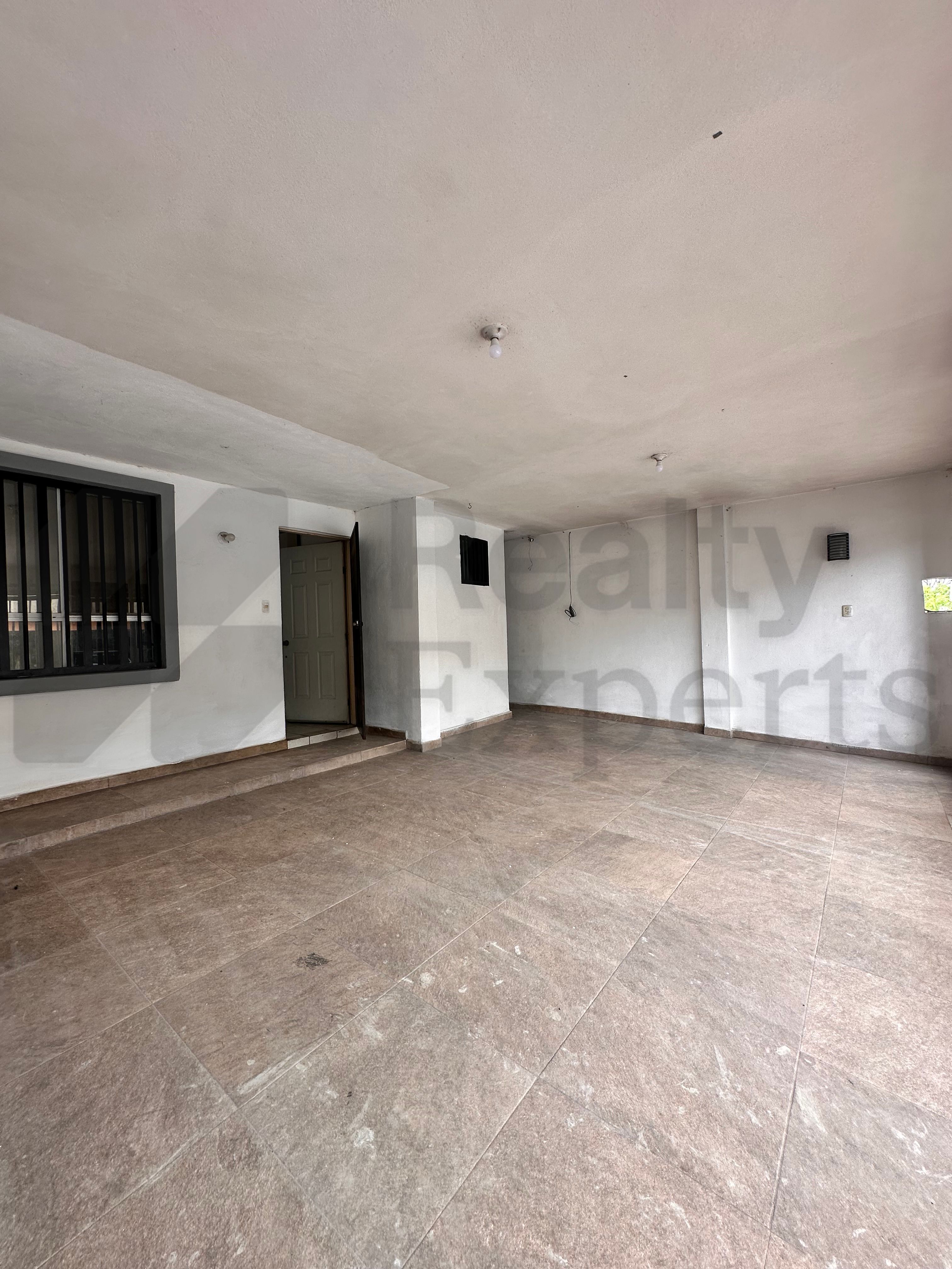 Casa en Renta en Fuentes de Santa Lucia