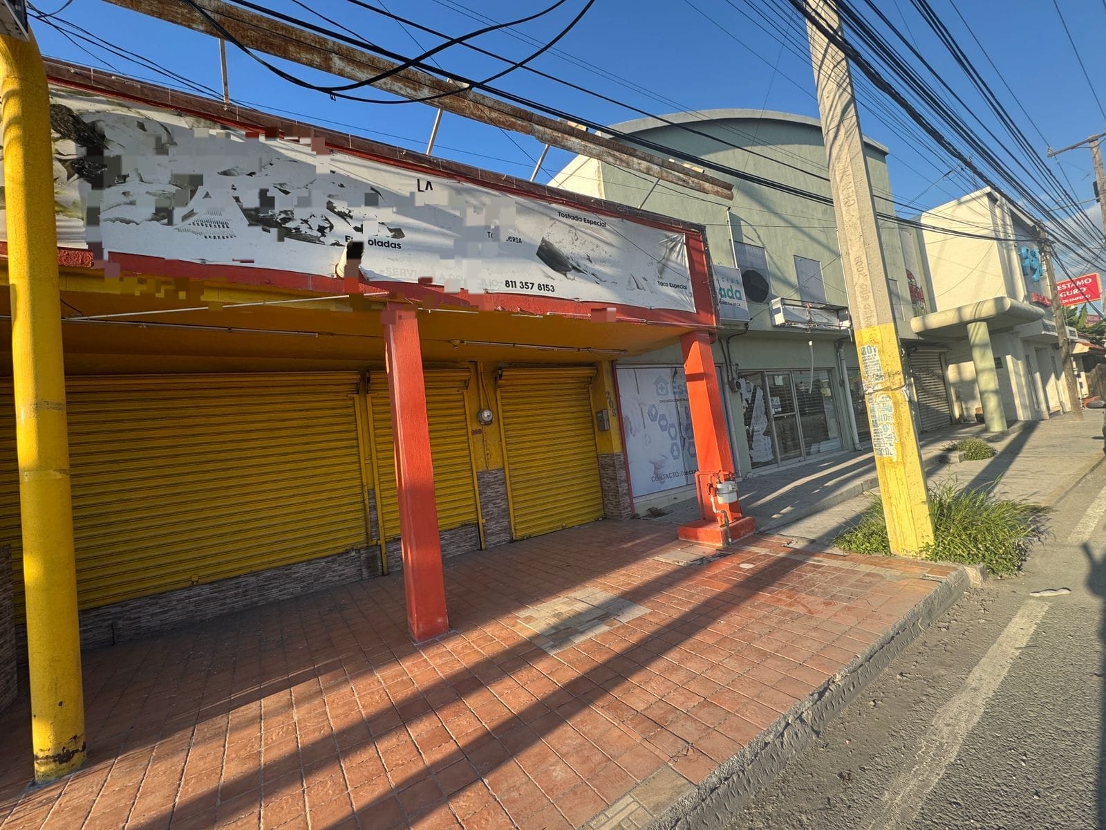 Local en Venta en Av Romulo Garza