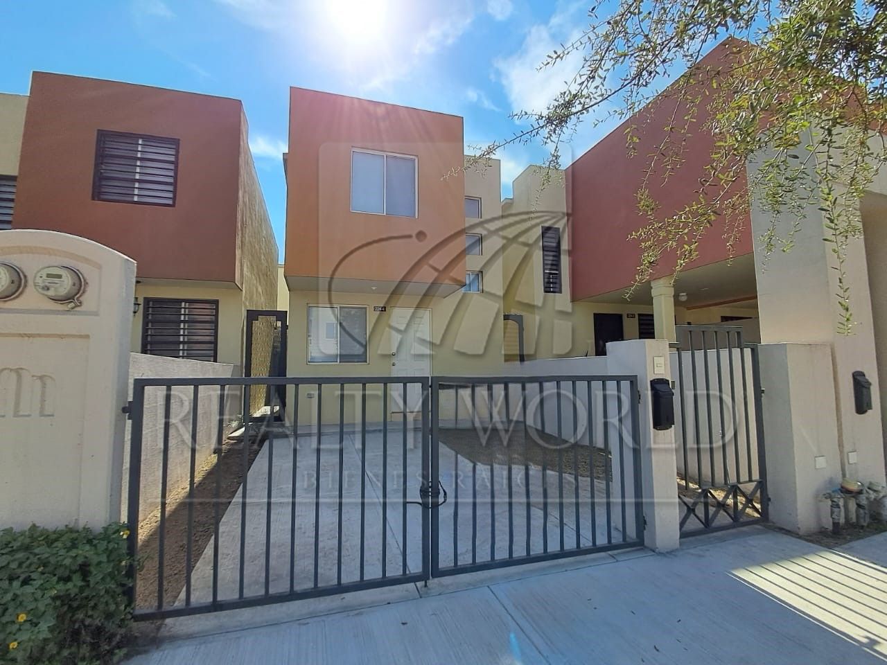 Casa en Renta en Mitras Bicentenario