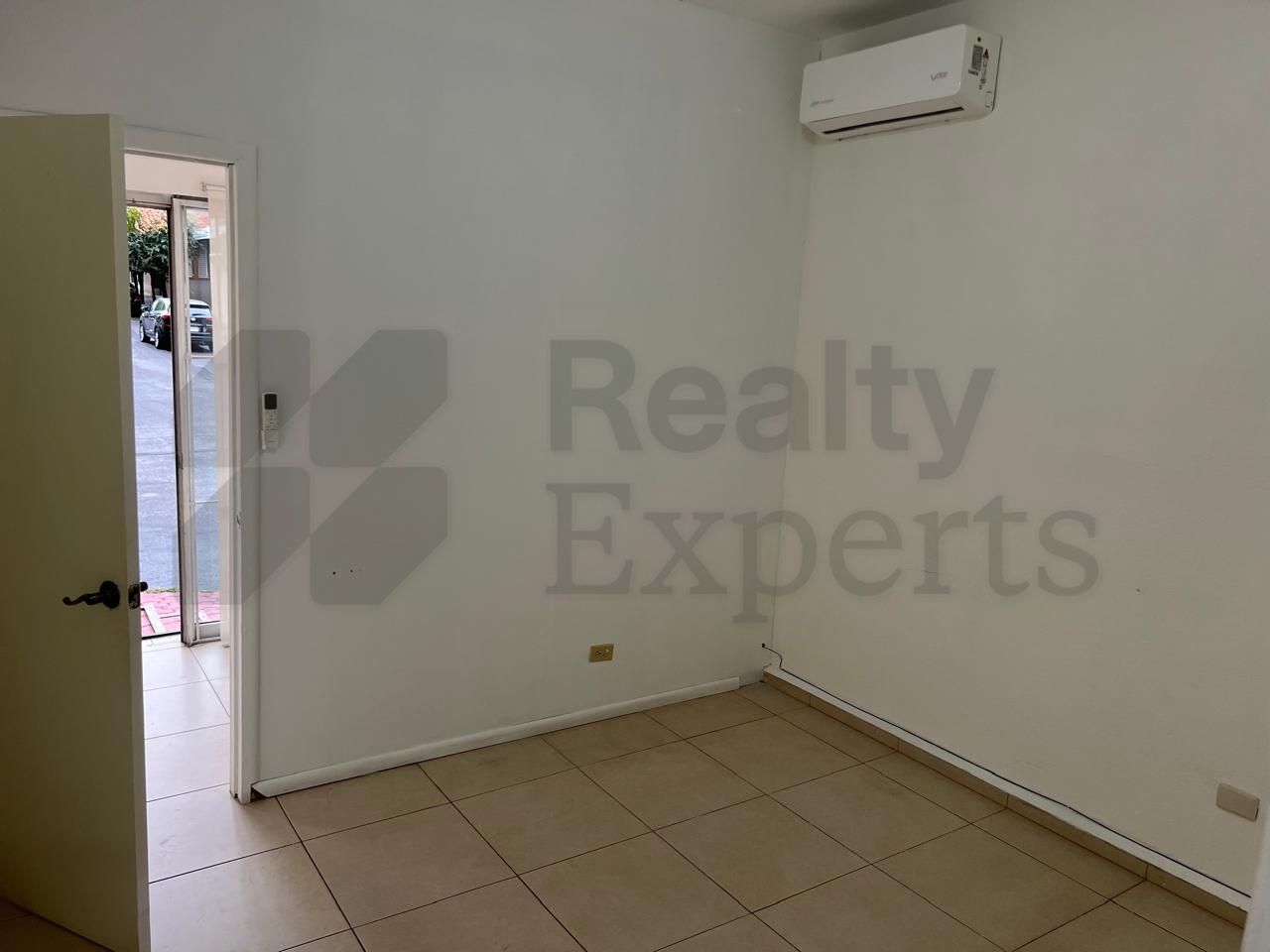 Local en Renta en Valle de las Brisas