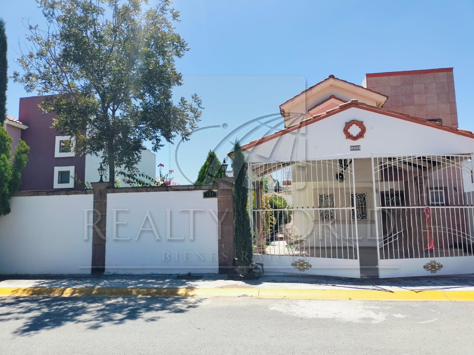 Casa en Venta en Hacienda las Flores