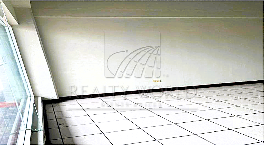 Local en Renta en Contry