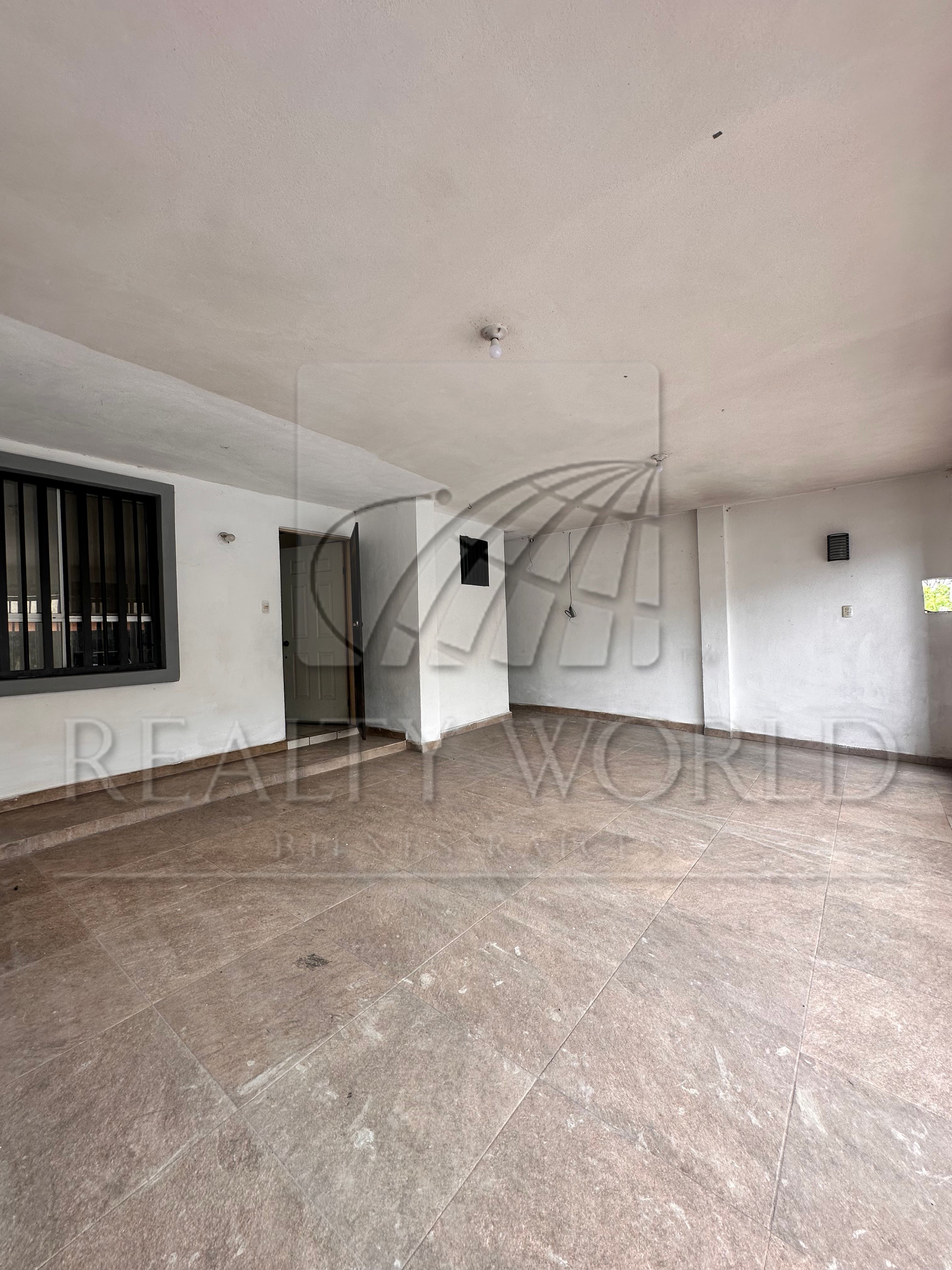 Casa en Renta en Fuentes de Santa Lucia