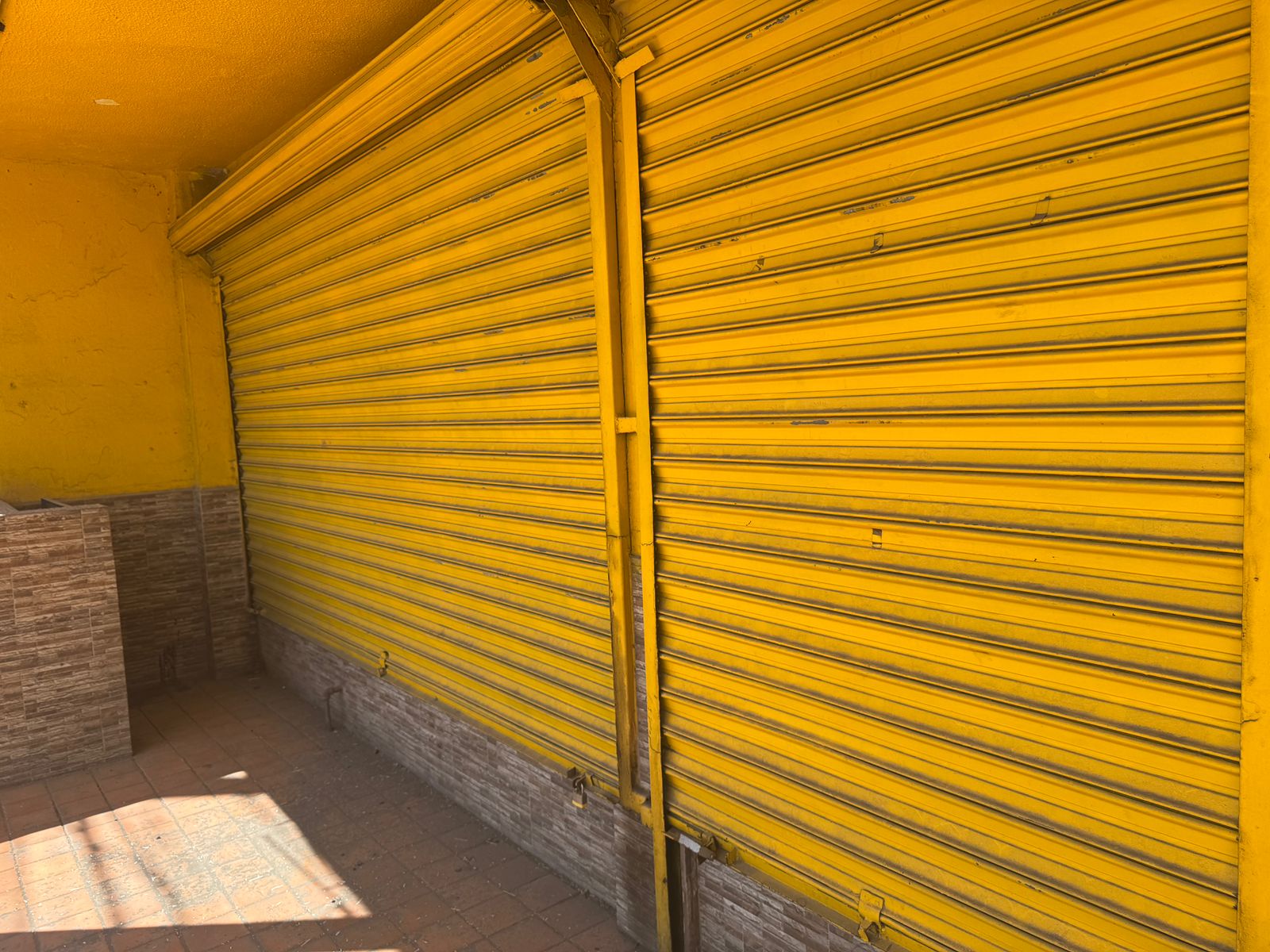 Edificio de Oficinas en Venta en Av Romulo Garza