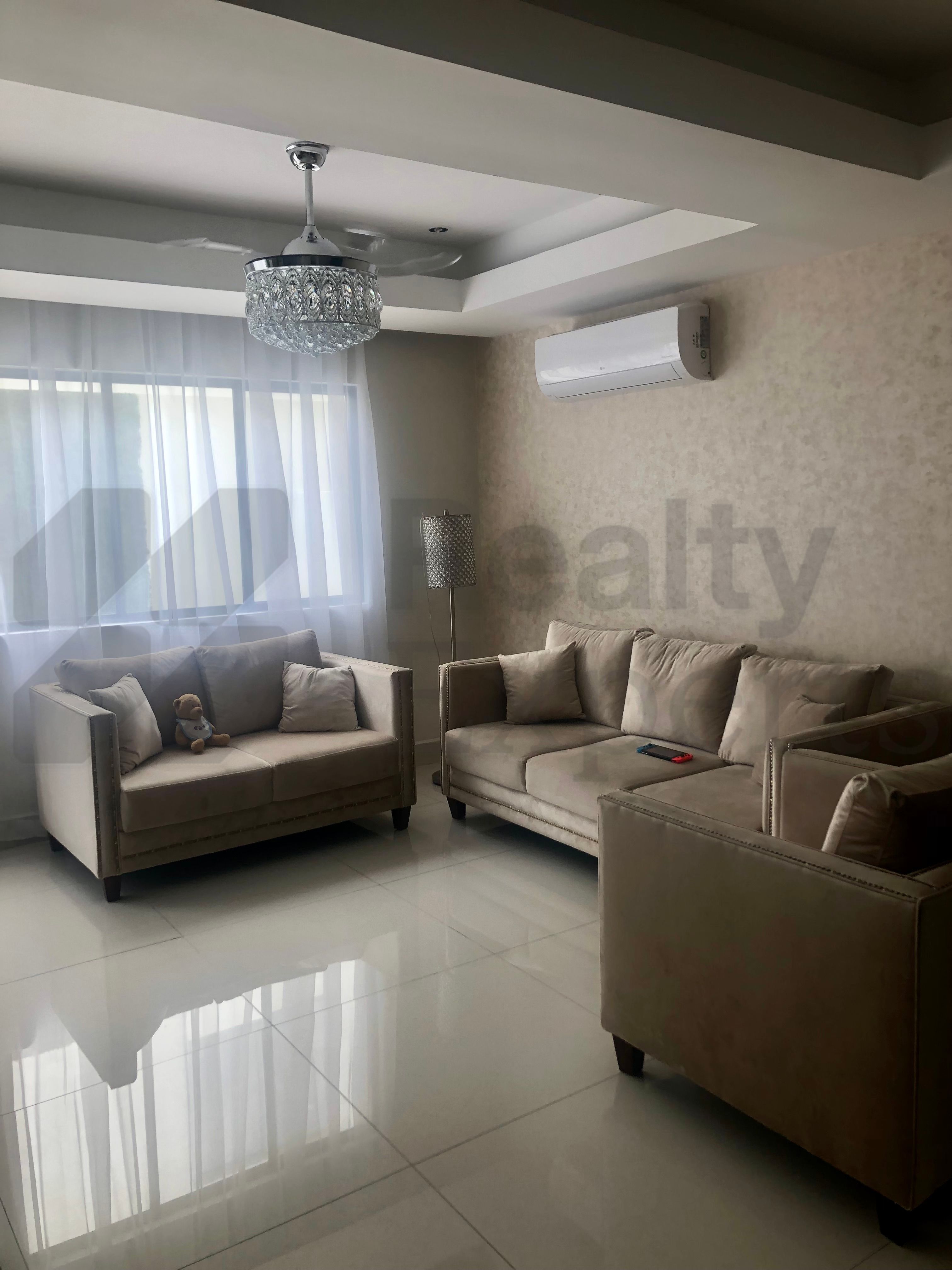 Casa en Renta en Privadas del Canada sector victoria