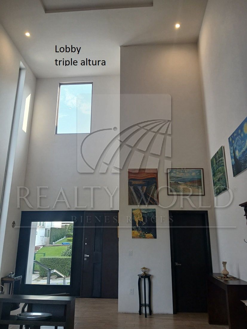 Casa en Venta en Sierra Alta 8