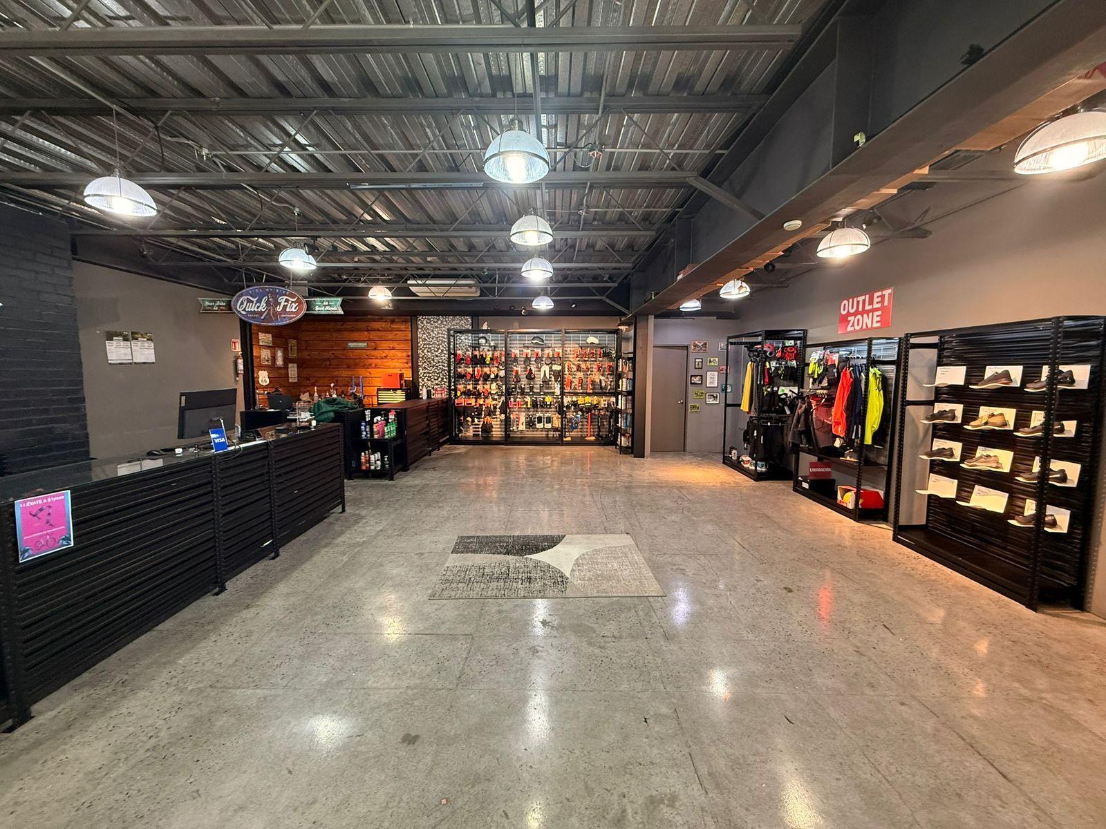 Local en Renta en Cumbres 4to. Sector