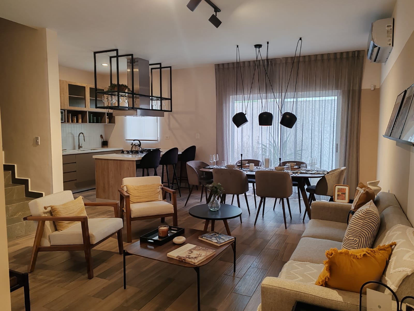 Casa en Venta en AKI ADALIA