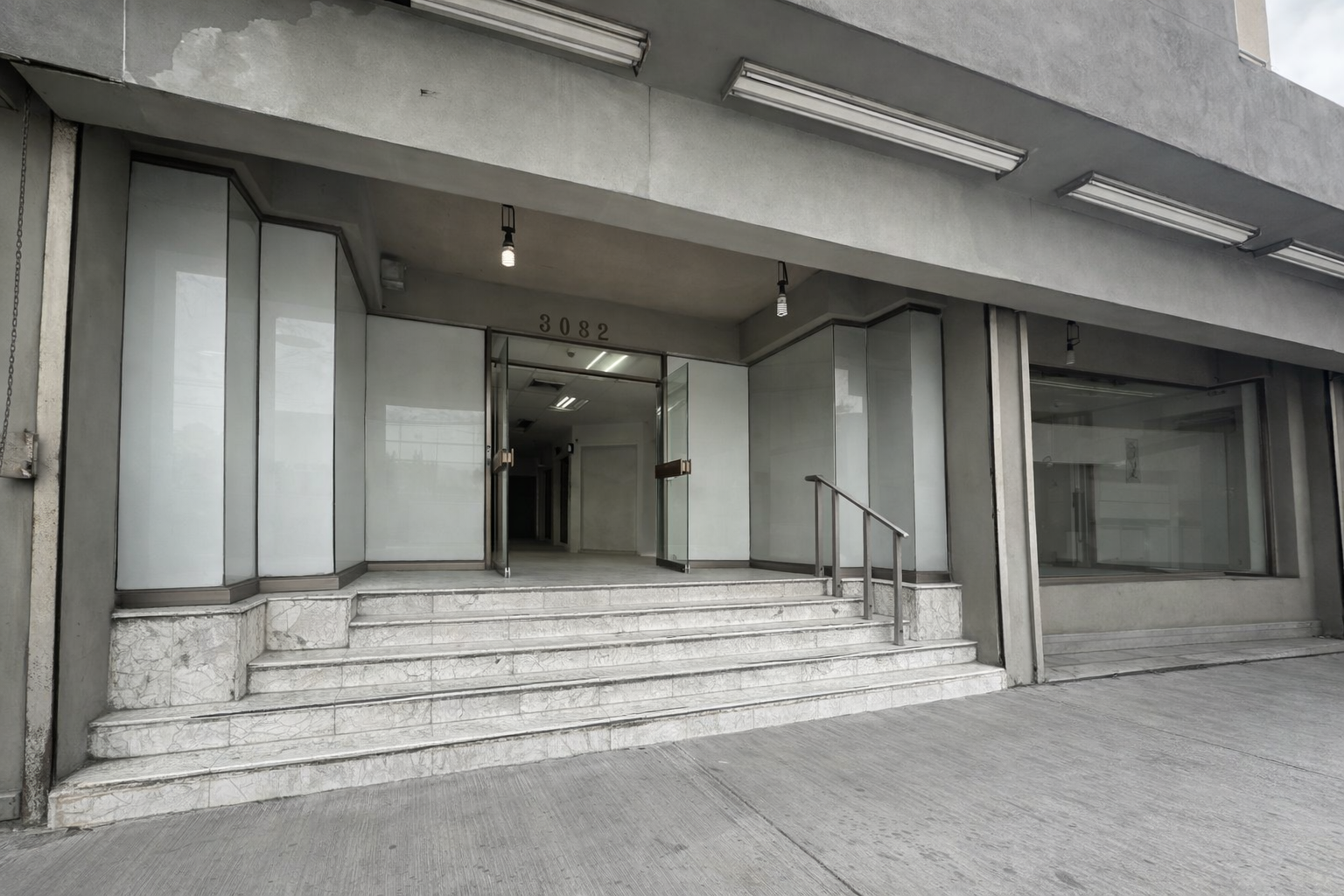 Edificio de Oficinas en Venta en Mitras Sur