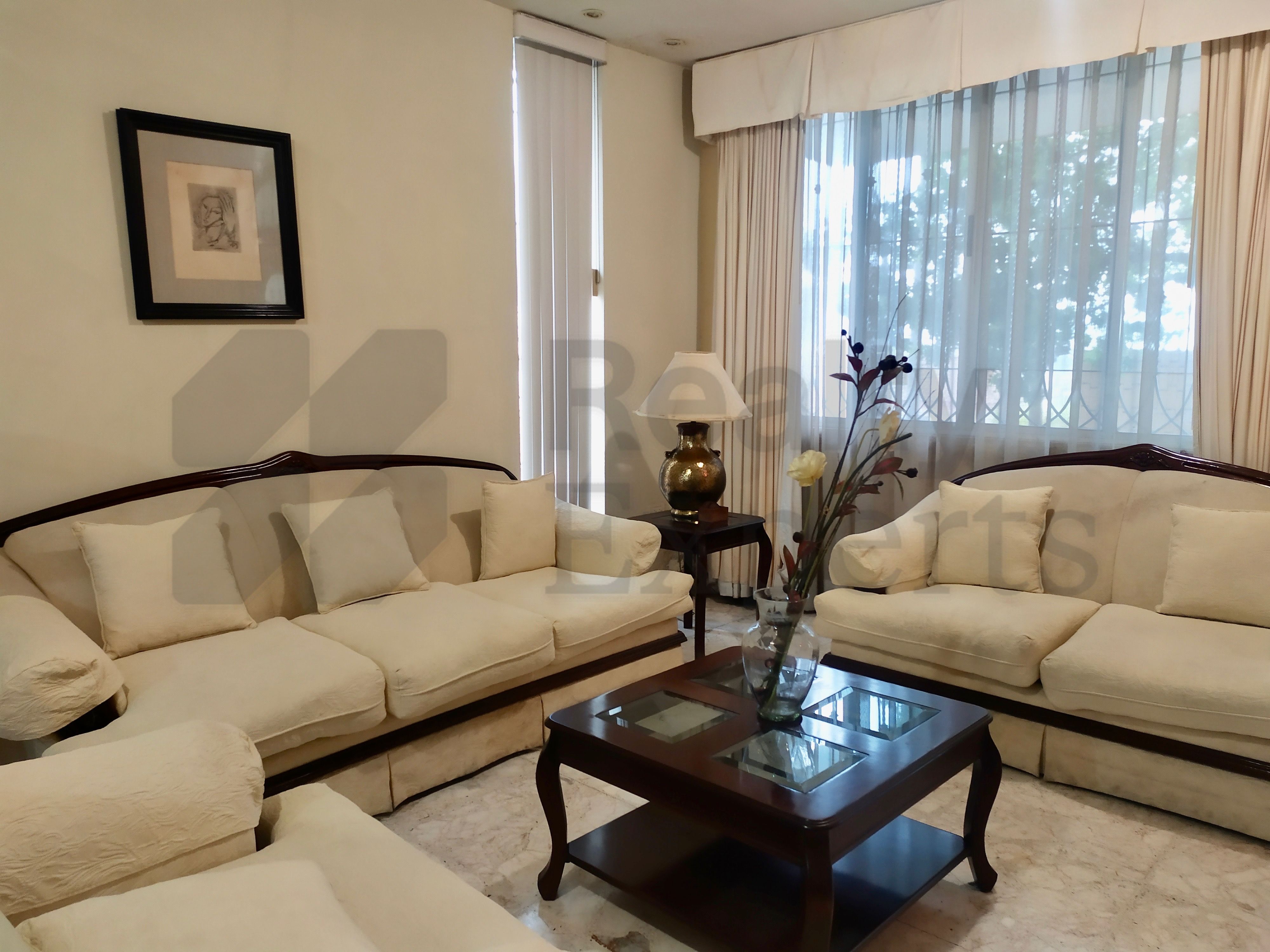 Casa en Renta en Jardines del Cerro