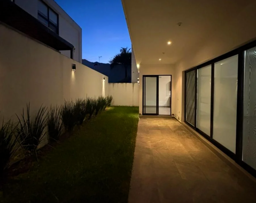Casa en Renta en Bosques del Vergel