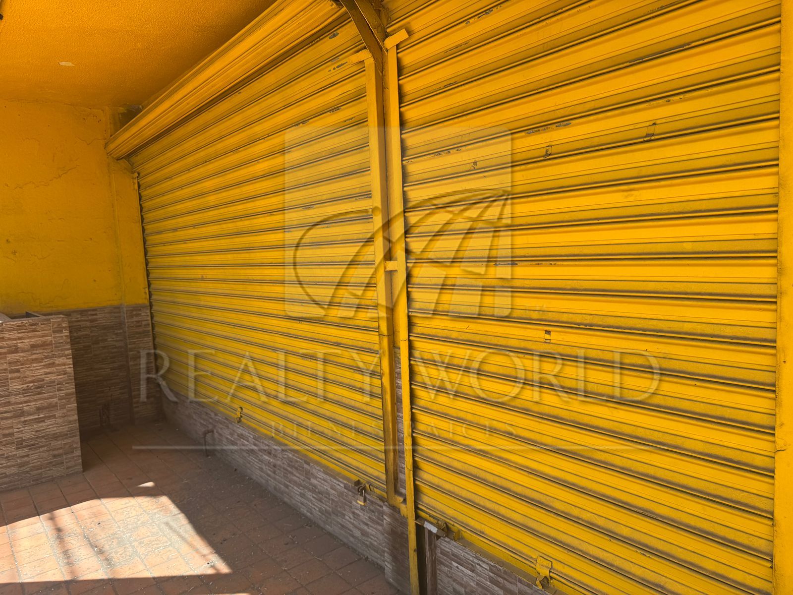 Edificio de Oficinas en Venta en Av Romulo Garza