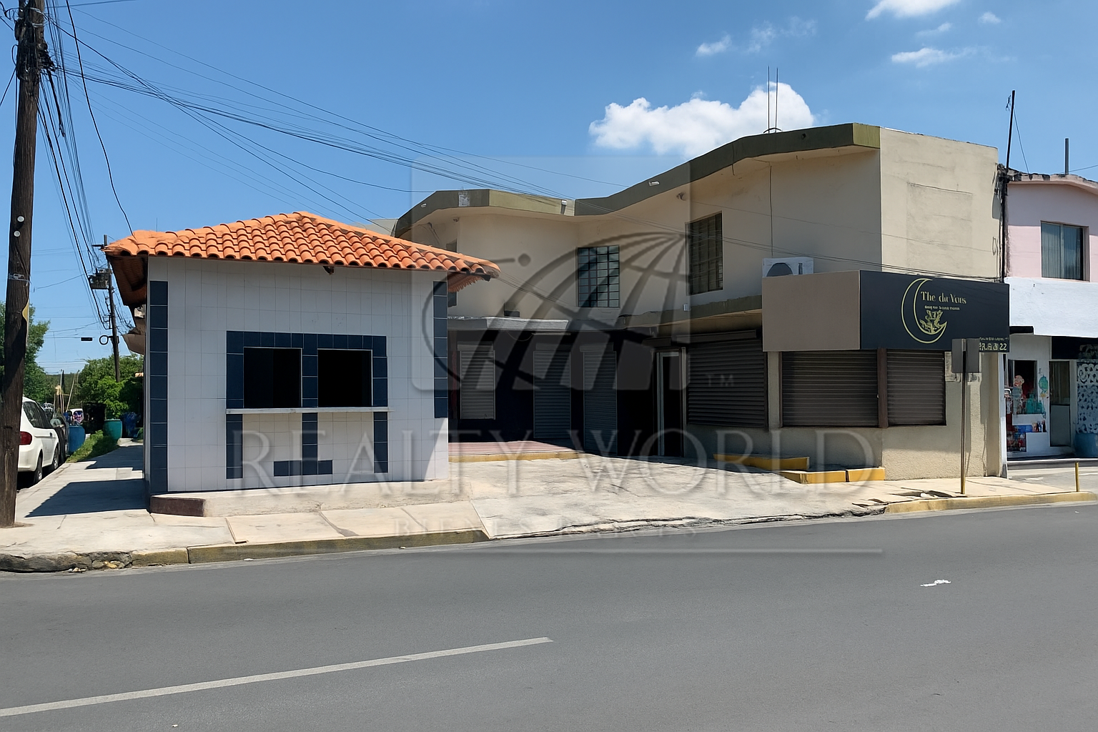 Edificio Mixto en Venta en Las Puentes Sector 4